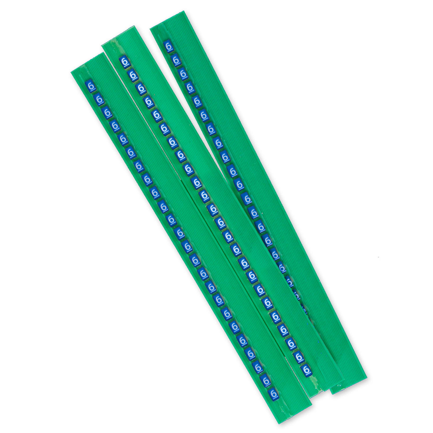 GRAFOPLAST - Stecche Medie 2,3 mm numero "6" Stampa Bianca su Fondo Blu - 50 stecche. La stecca è composta da 24 elementi identici premarcati ( numeri, lettere, simboli). Confezione da 50 stecche, totale 1200 elementi