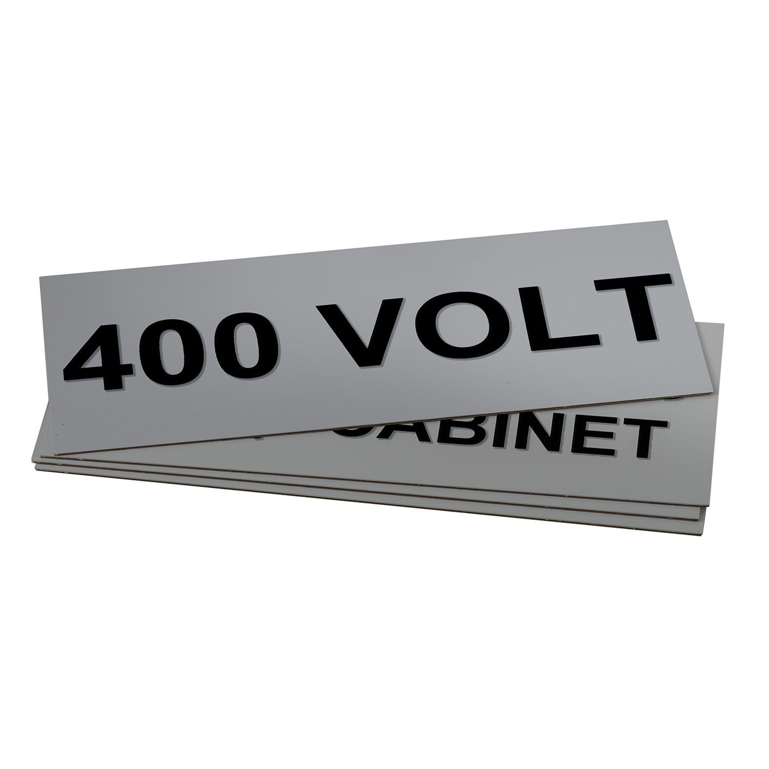 GRAFOPLAST - Targa Quadro in PVC adesiva Metal 150x60 mm - 15 pezzi. La targa si applica direttamente ed in sicurezza tramite il suo biadesivo che ha un'elevata adesione, permettendo di identificare con estrema semplicitè e rapiditè i quadri di distribuzione. EVO460150M