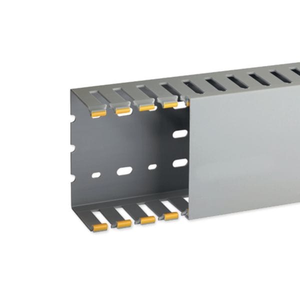 HAGER BOCCHIOTTI - T1-N 100x60 G Canaletta con coestruso morbido modulo 20 feritoia 8 GRIGIO