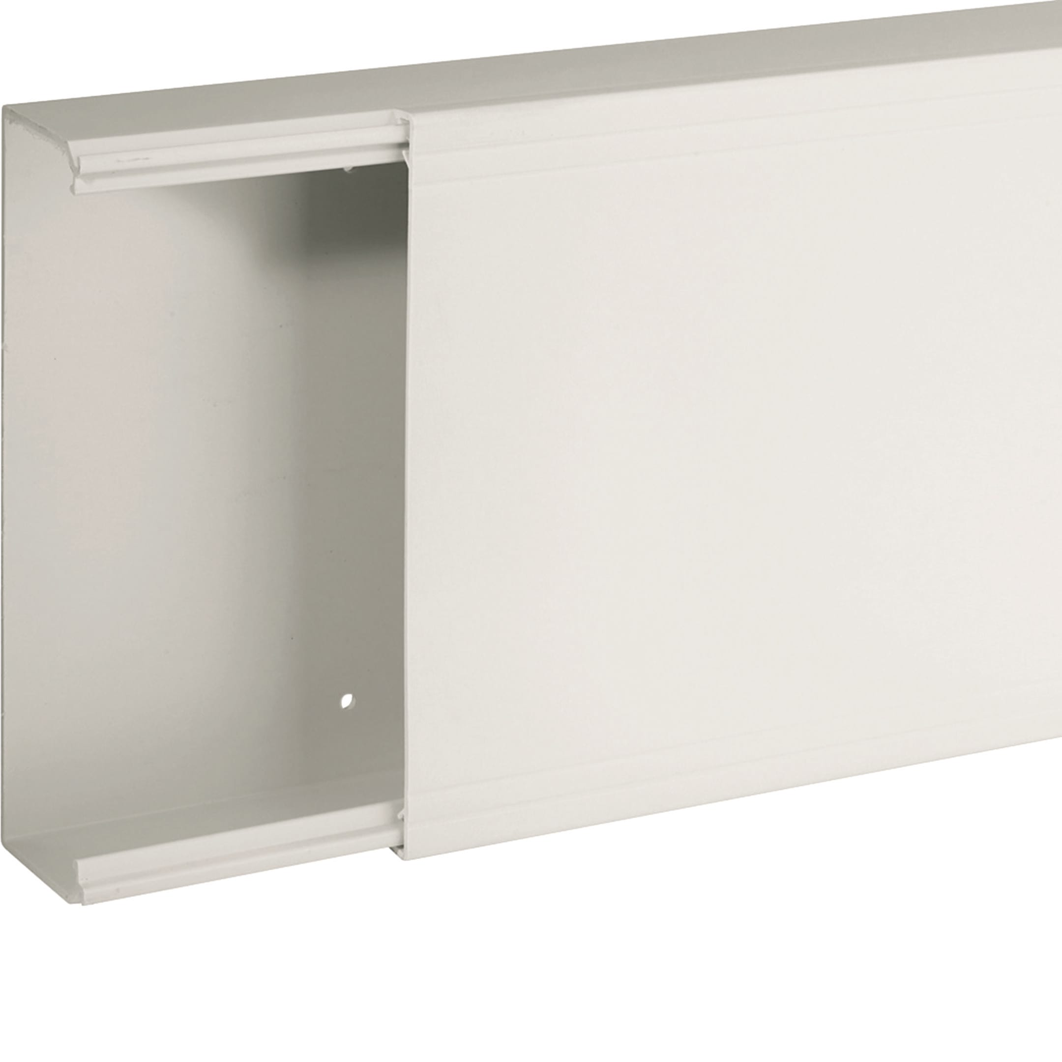HAGER BOCCHIOTTI - Canale porta cavi con base piana bianco completo di coperchio TA-EN 200x60 W