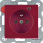 HAGER BOCCHIOTTI - Presa con spinotto di messa a terra e LED di controllo S.1/B.3/B.7 rosso lucido