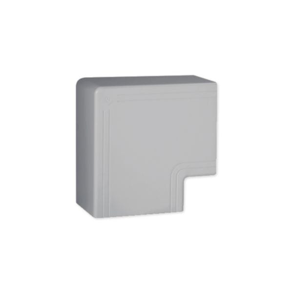 HAGER BOCCHIOTTI - Angolo piano per canali linee TA-N / TA-EN grigio NPAN 120x80 G B02514