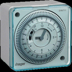 HAGER BOCCHIOTTI - Interruttore orario elettromeccanico pannello 72x72 con 1 contatto scambio 13A EHN711
