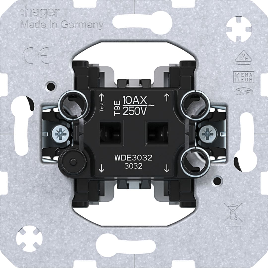 HAGER BOCCHIOTTI - INT. BIPOLARE 10 AX COMANDO LUCI WDE3032