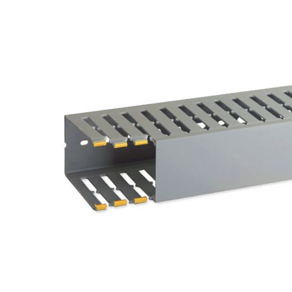 HAGER BOCCHIOTTI - Canaletta con coestruso morbido modulo 20 feritoia 8 grigio T1-N 60x100 G
