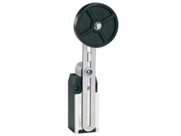 LOVATO ELECTRIC - FINEC.LEVA REG.+ROT.GOMMA 1NO+2NC LEN. KMF3L12