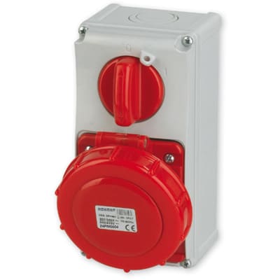 MASTER - PR.INT.VR.3P+N+T 32A 380V6H ROS.IP67 C/S