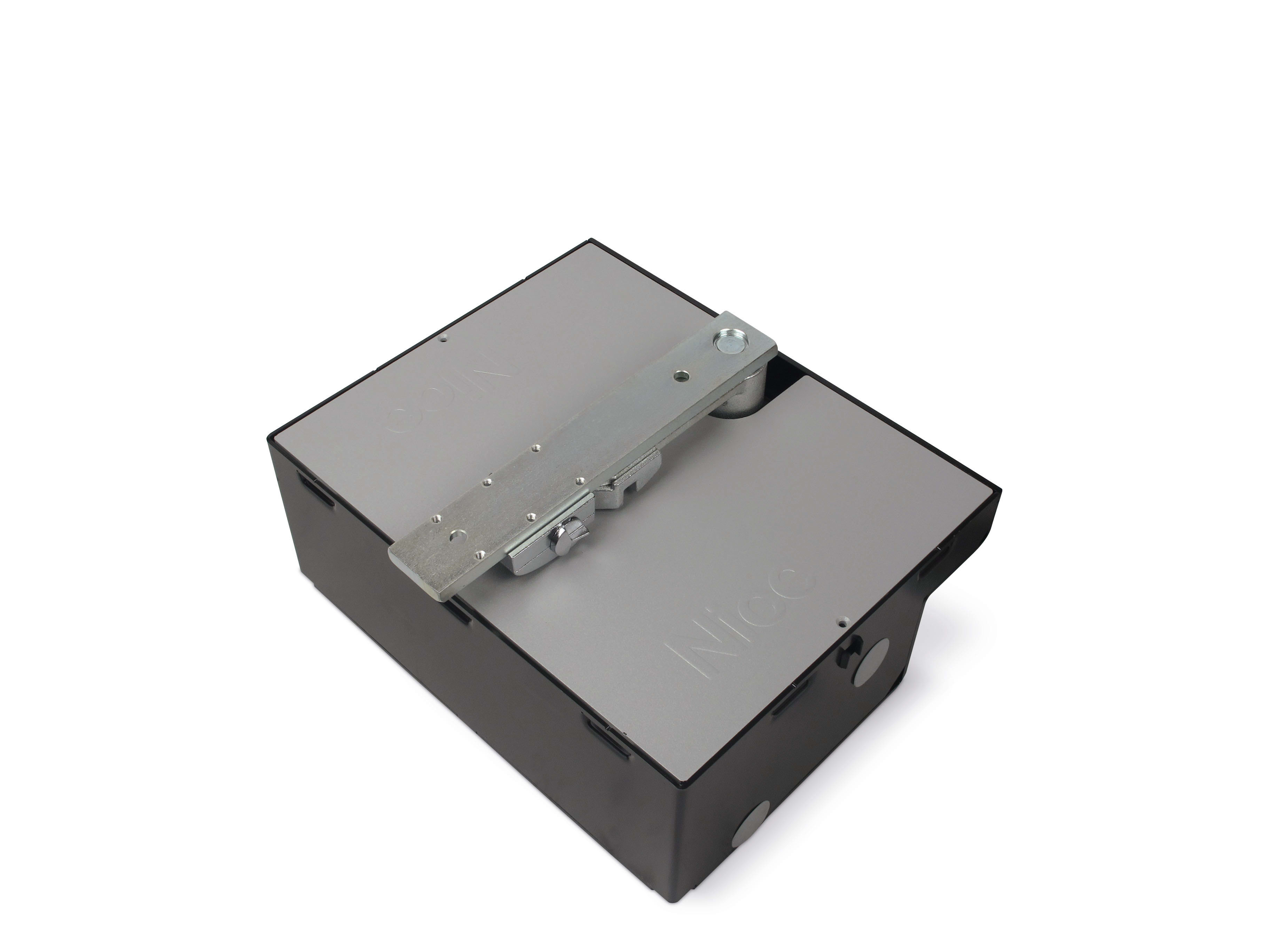 NICE - CASSA FONDAZIONE PER L-FAB INOX