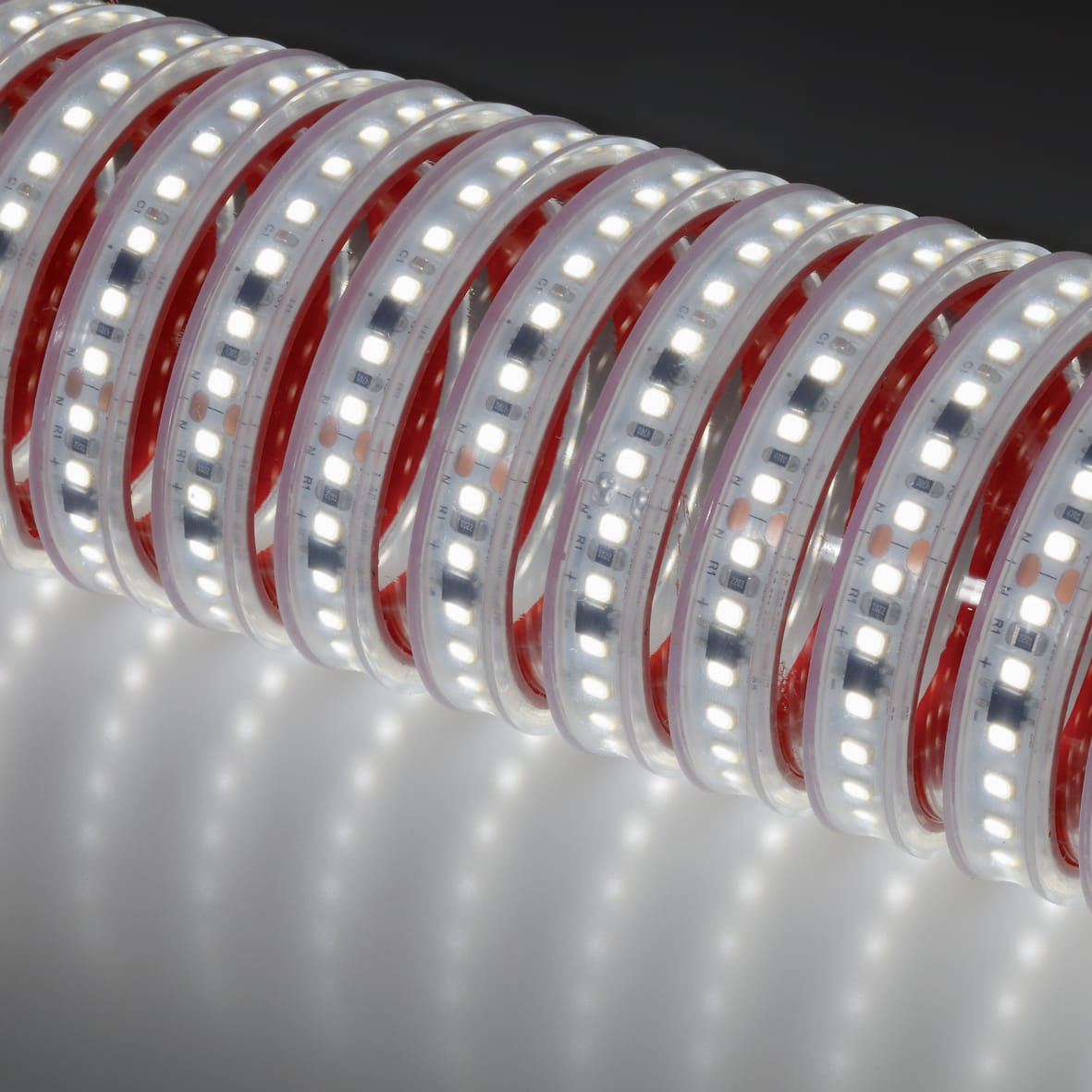 NOBILE ITALIA - STRIP 5M 18W/M 140LED/M 4K IP65 230V 70230/N/05