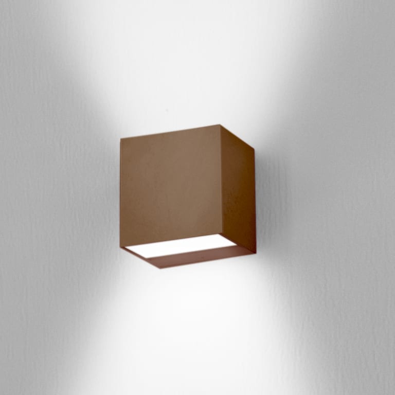 NOBILE ITALIA - APPLIQUE BIEM 2X9W 4K 80/60 IP65 230V BR BA10/2A/4K/BR