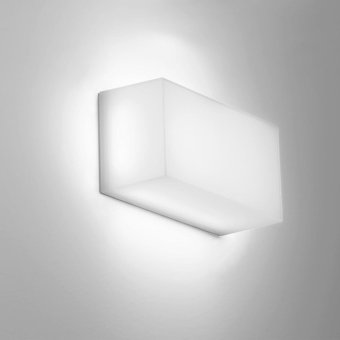 NOBILE ITALIA - APPLIQUE 8W 3K IP65 220-240V OP IC20/3K