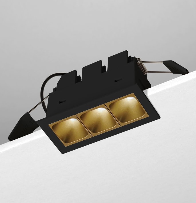 NOBILE ITALIA - INC. C/NE 7W L25 3K GD BT IT