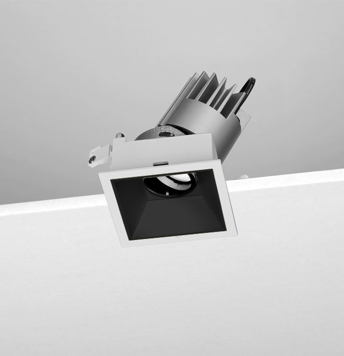 NOBILE ITALIA - INC.OR.QUAD./C L68 11W 2,7KNE PUSH/DIM1-