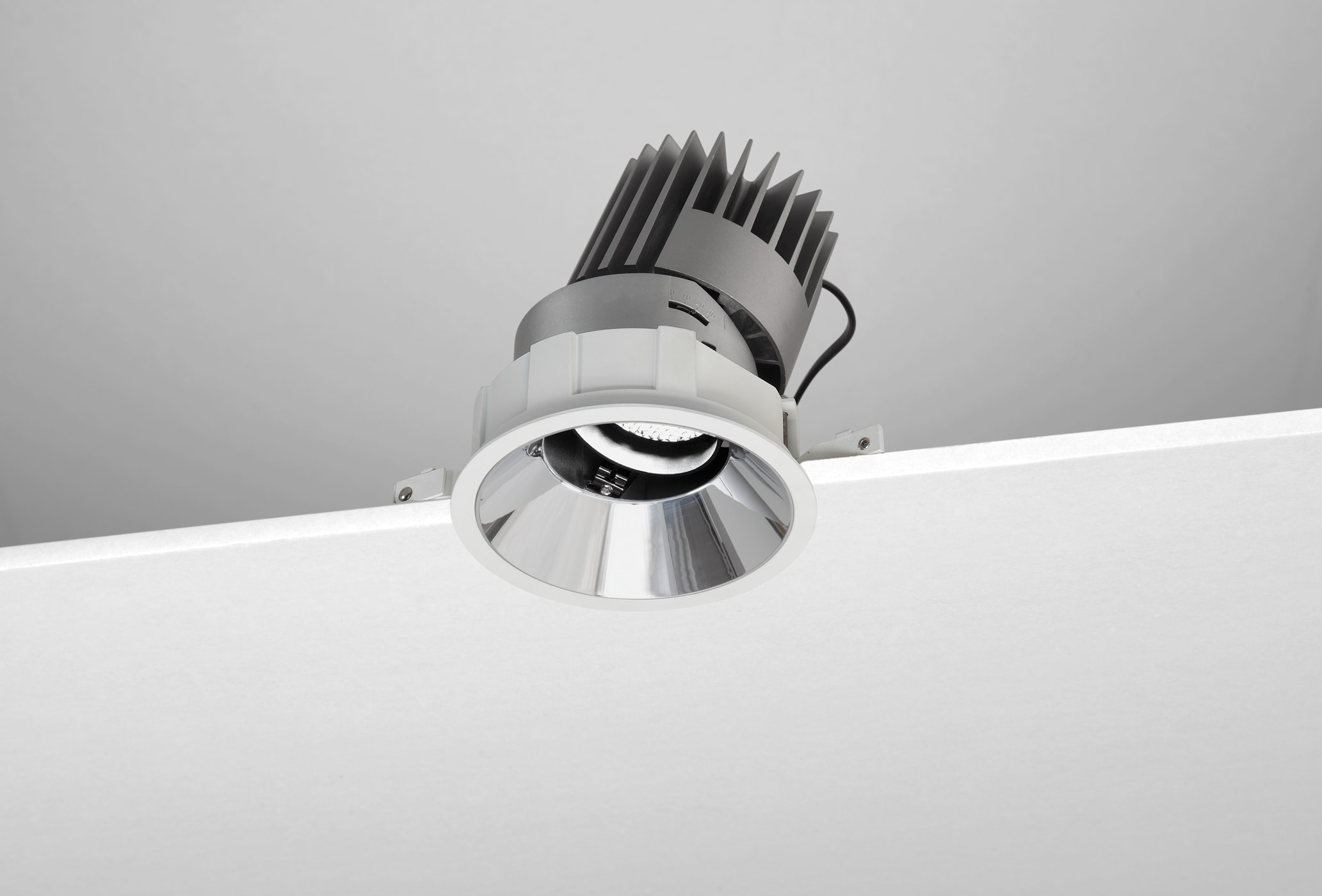 NOBILE ITALIA - INC.OR. TONDO/C D100 18W 3K CR CASAMBI I