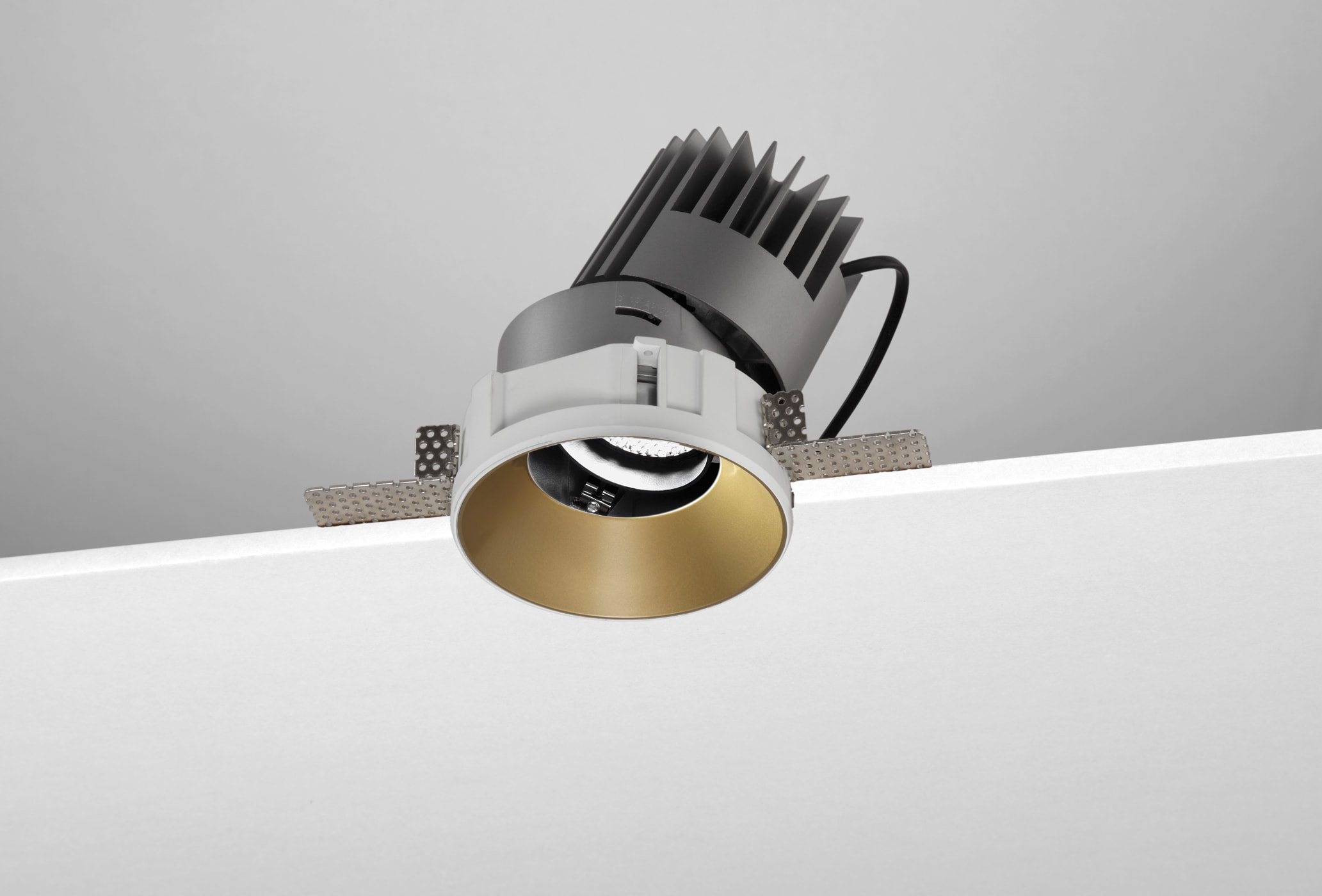 NOBILE ITALIA - INC.ORIEN. TONDO/T D100 18W 3K GD ON-OFF