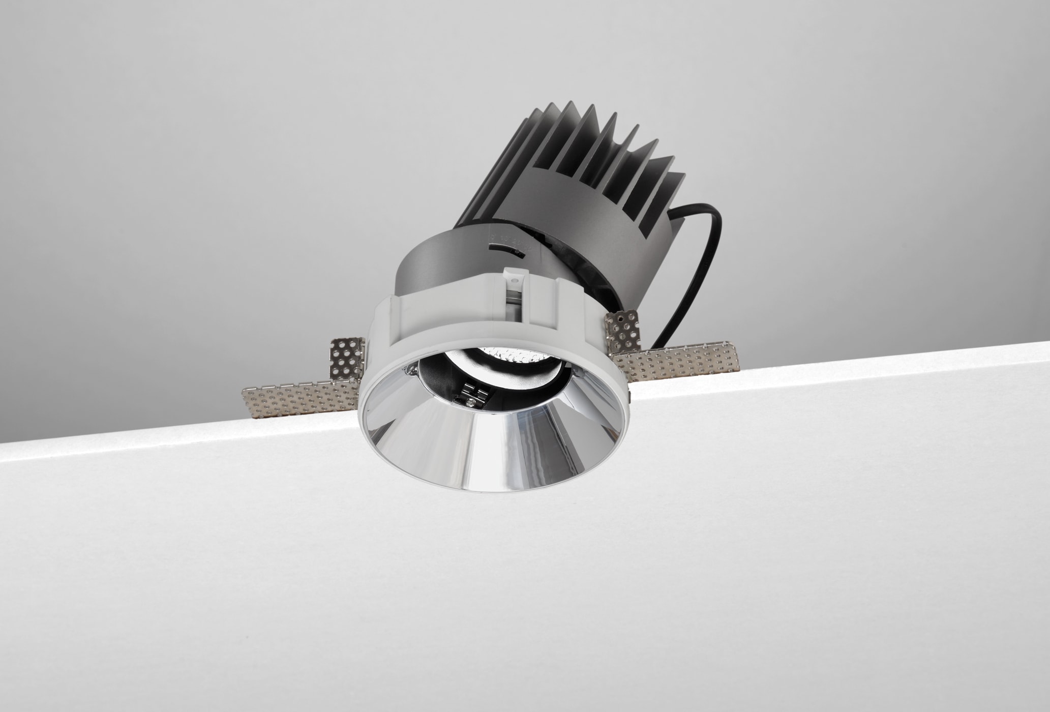 NOBILE ITALIA - INC. ORIEN. TONDO/T D100 18W 4K CR BT IT