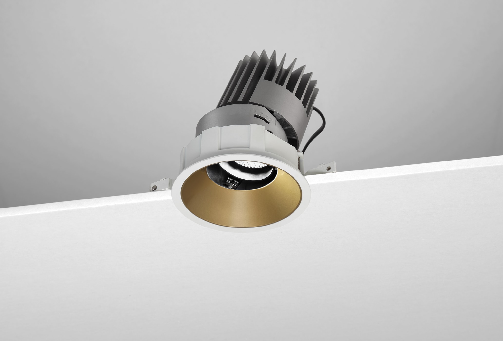 NOBILE ITALIA - INC.ORIEN. TONDO/C D125 18W 3K GD ON-OFF