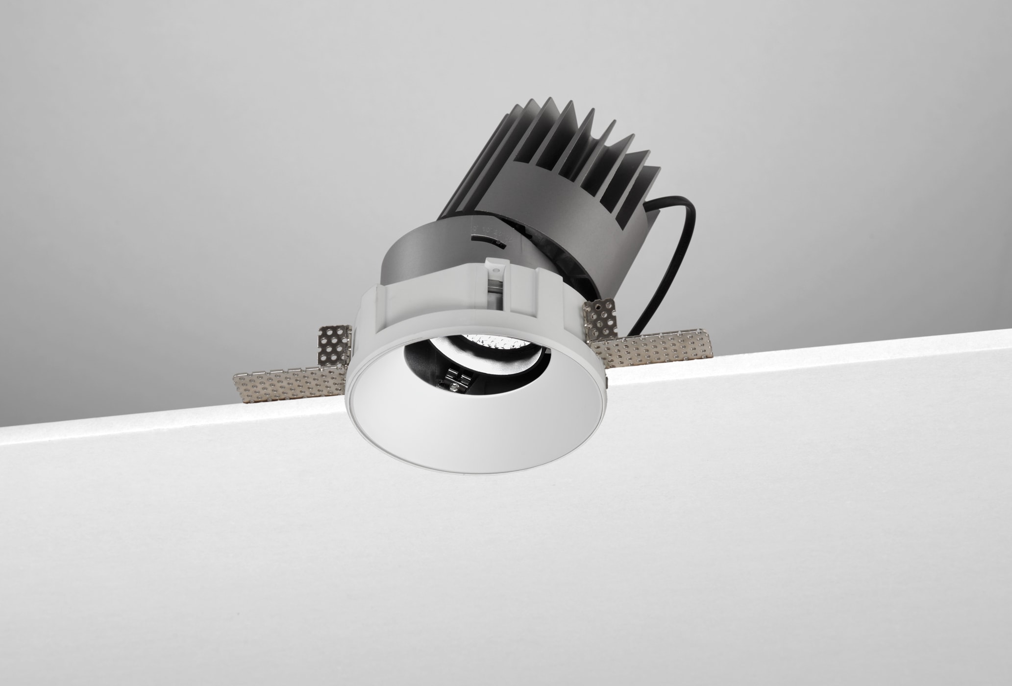 NOBILE ITALIA - INC. ORIEN. TONDO/T D125 18W 4K BI BT IT