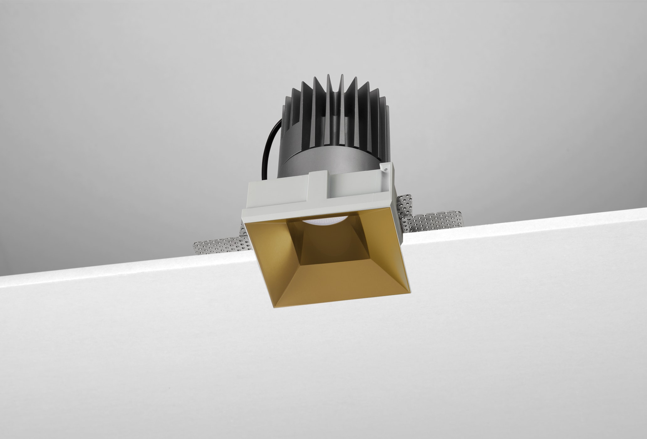 NOBILE ITALIA - INC. FISSO QUAD./T L125 25W 4K GD BT IT