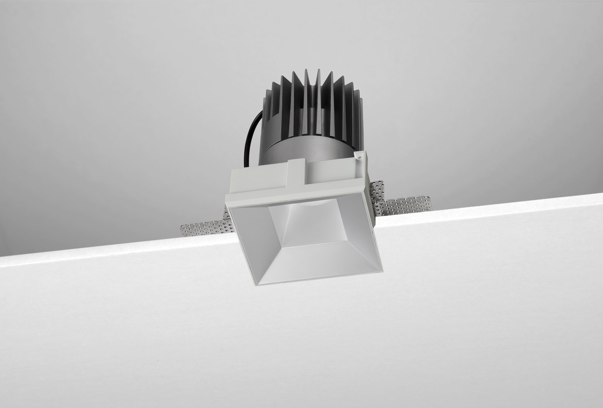 NOBILE ITALIA - INC.FISSO QUAD./T L125 18W 3K OP CASAMBI
