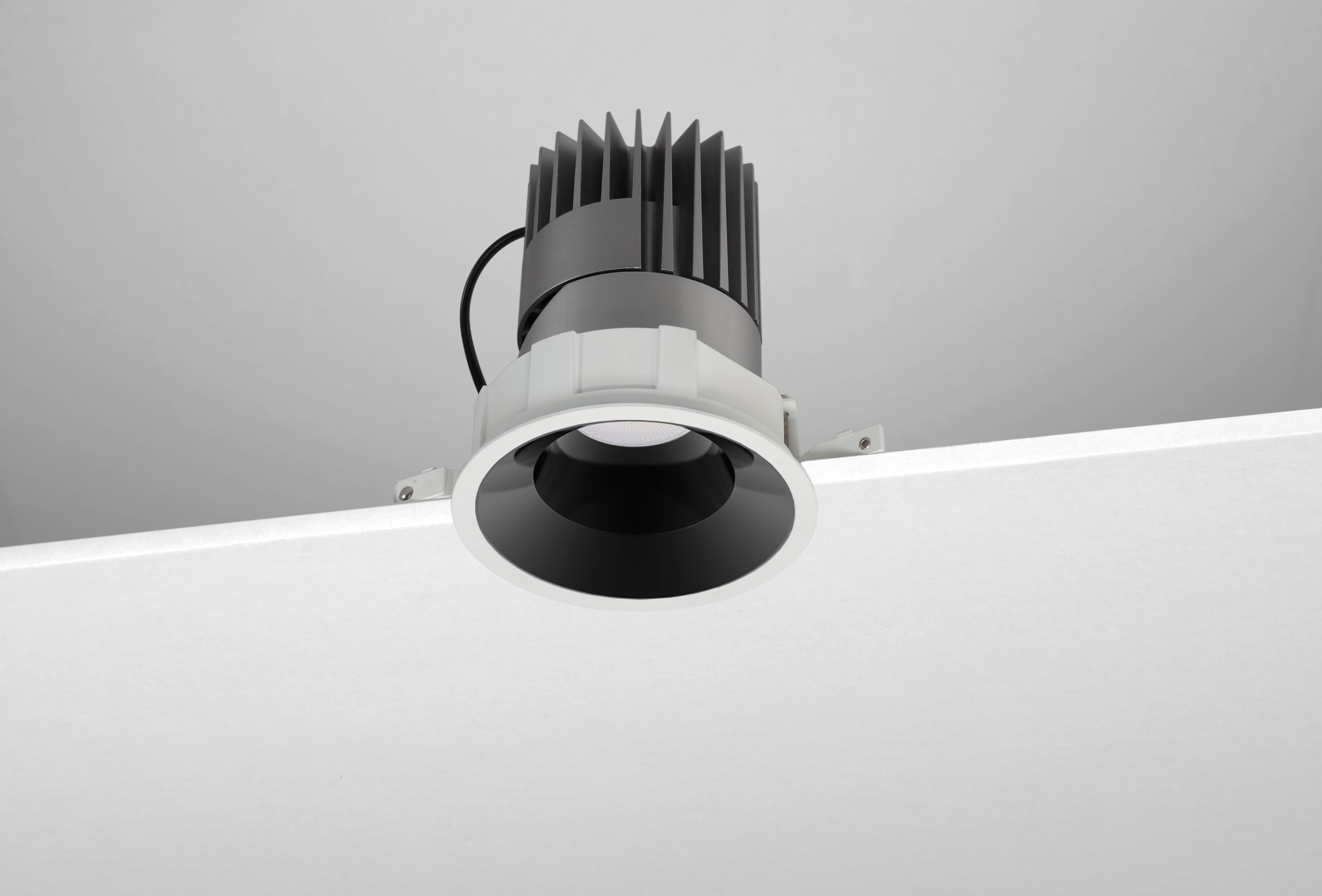 NOBILE ITALIA - INCASSO FISSO TONDO/C D150 38W 3K NE