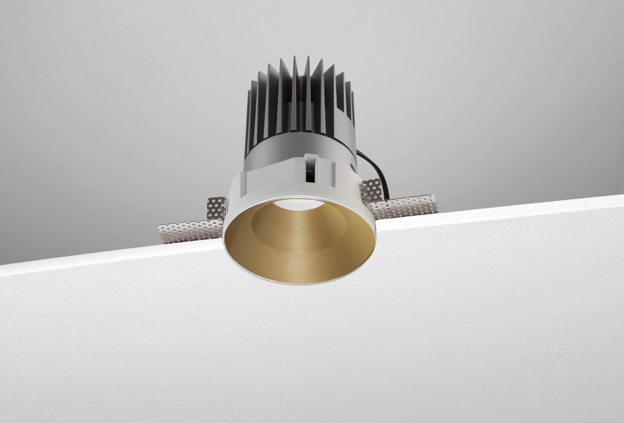 NOBILE ITALIA - INCASSO FISSO TONDO/T D150 25W 3K GD