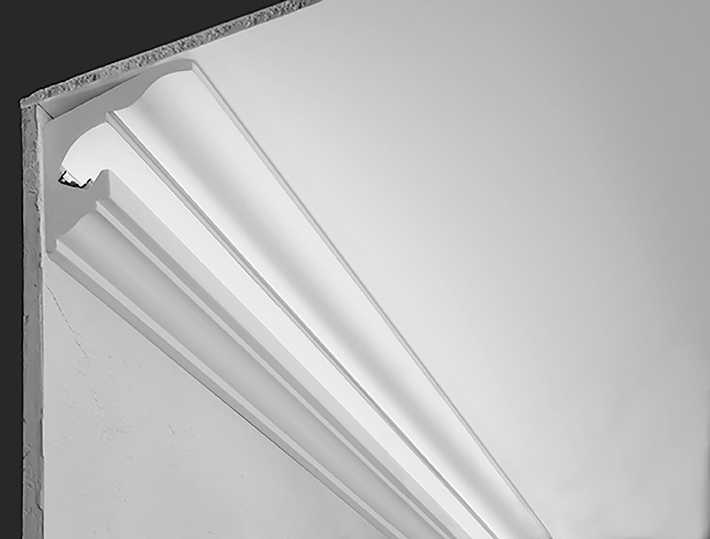 NOBILE ITALIA - PROFILO IN GESSO A PARETE MONO-EMISSIONE