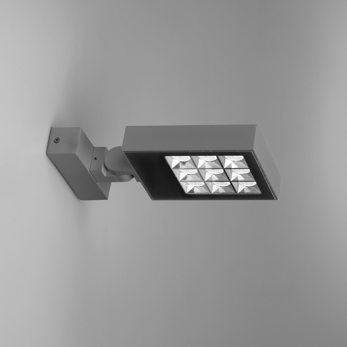 NOBILE ITALIA - PROIETTORE 32W 4K CRI90 IP67 230V GR PRO32/M/4K/G