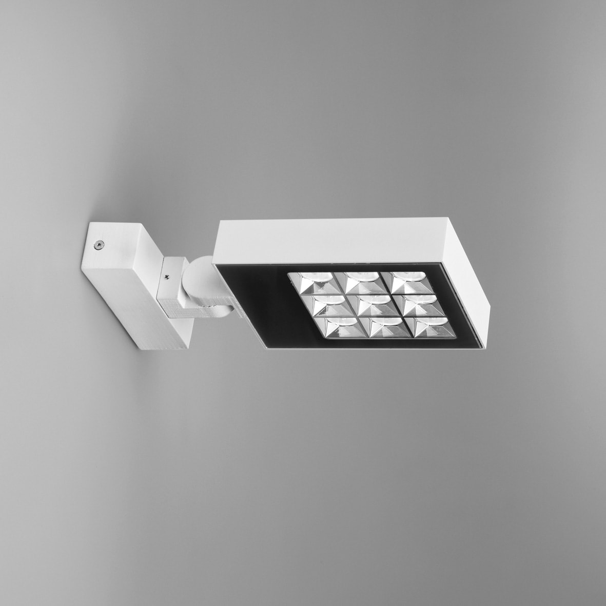 NOBILE ITALIA - PROIETTORE 32W 4K CRI90 IP67 230V BI