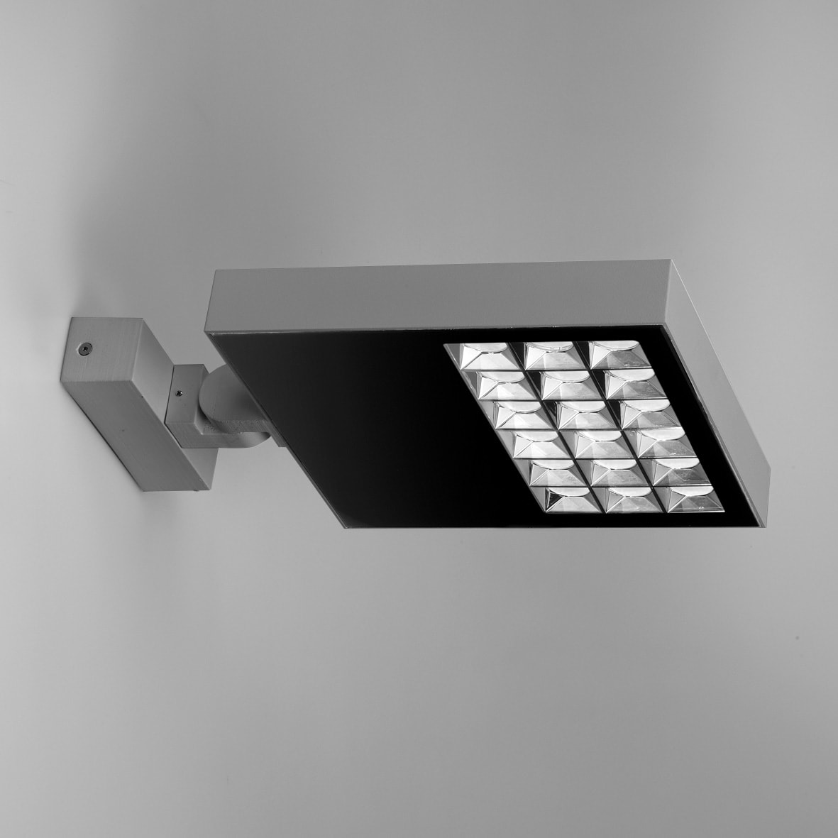 NOBILE ITALIA - PROIETTORE 50W 4K CRI90 IP67 230V GR