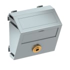 OBO BETTERMANN - Supporto multimediale con jack audio, 1x presa sald. 45x45mm in policarbonato e alluminio laccato.