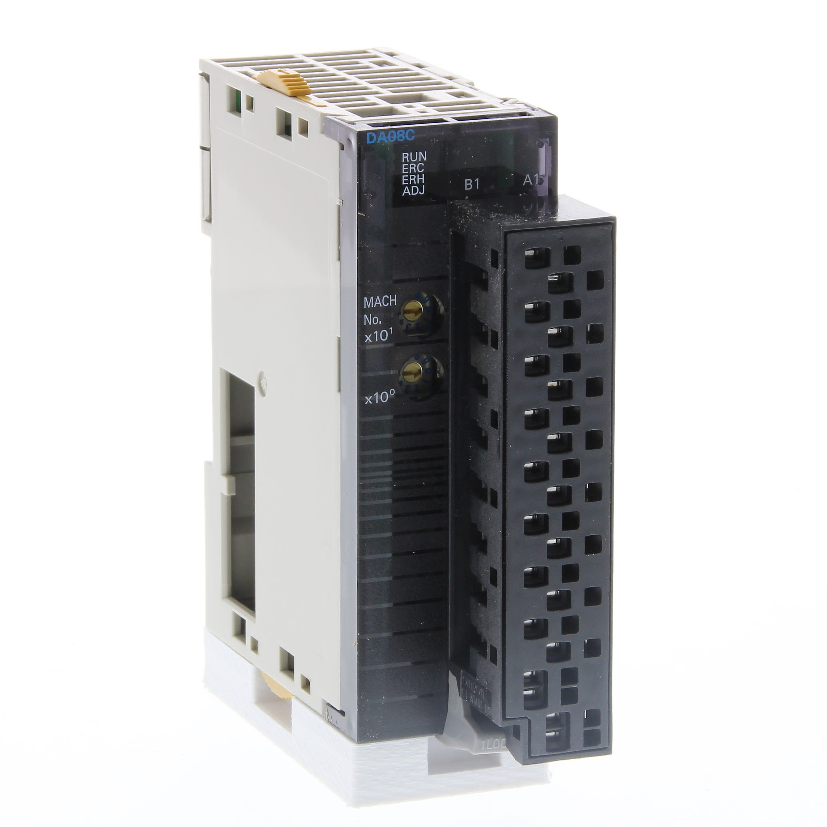 OMRON ELECTRONICS - PLC- MODULO 8AO . I