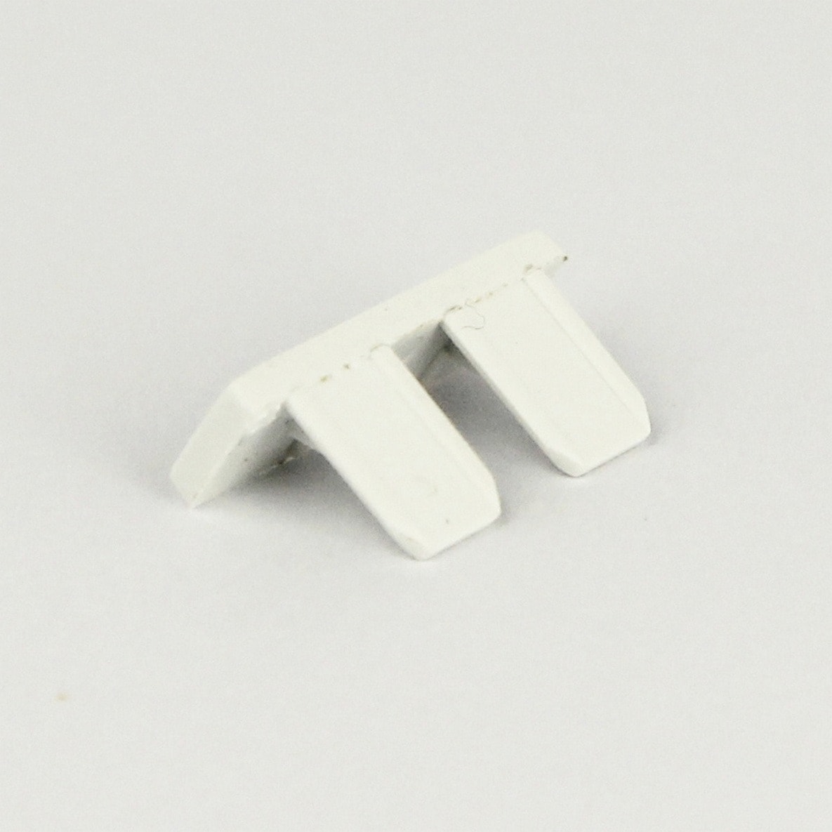 OMRON ELECTRONICS - zoccolo accestarghetta p2rf05/08-ess per zoccolo p2rf-ess 1 pz = 1 sacchetto con 10 targhette