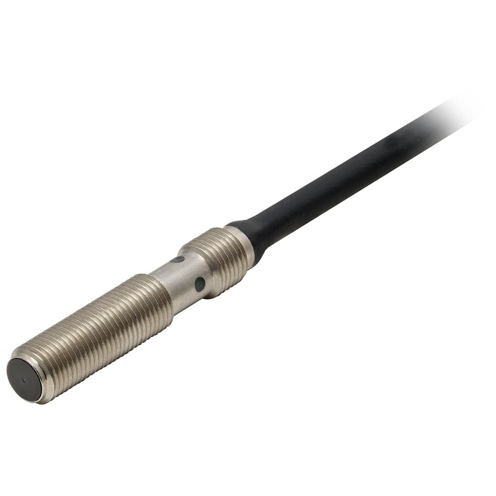 OMRON ELECTRONICS - Proxy induttivo E2ES, M5, 1,2 mm, PNP NA, 2 m, sensore di prossimità mini E2ES05, schermato, distanza 1,2 mm, Vdc, cavo 2 m.