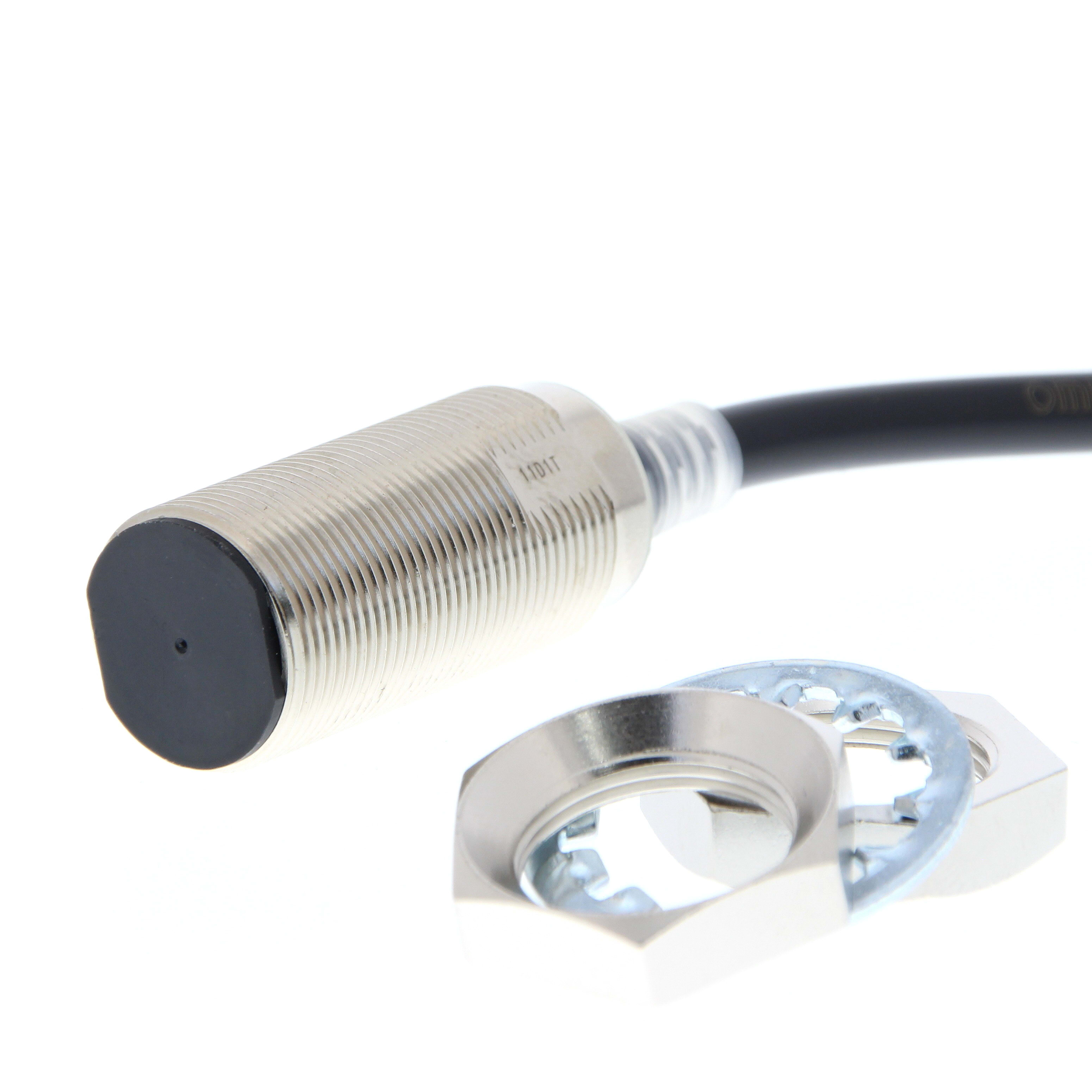 OMRON ELECTRONICS - Sensore di prossimità induttivo. ottone-nic