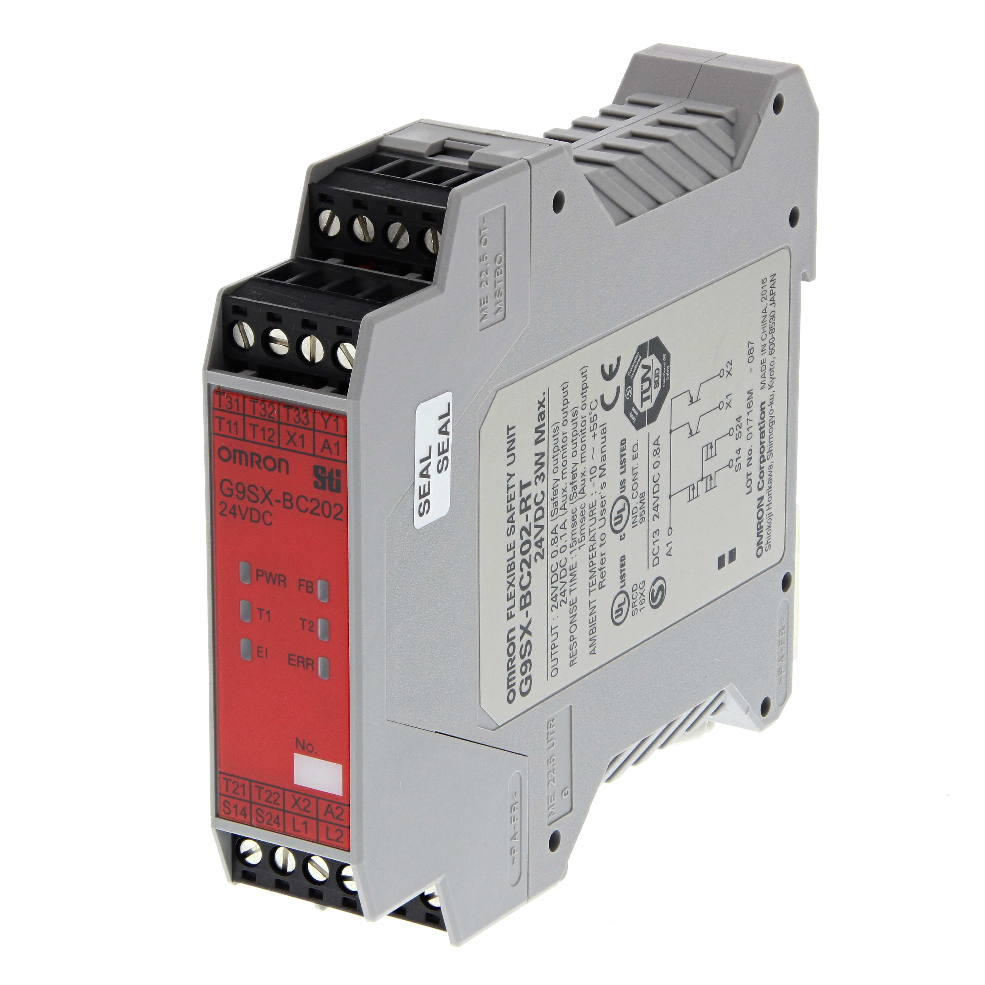 OMRON ELECTRONICS - Modulo di sicurezza base, 24Vdc, 1 o 2 canali, 2 uscite istantanee MOSFET, 2 uscite PNP aux, terminali a vite.