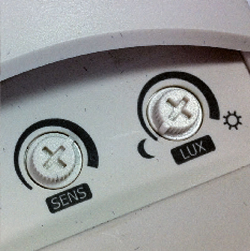 ORBIS - PROXIMAT PRO CR Rivelatore di movimento da parete o soffitto, rilevamento: angolo 360°, diametro 30m ad altezza 3.5m, 230V