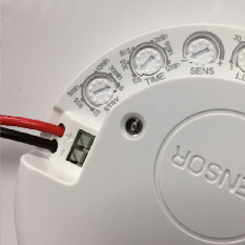 ORBIS - PLADILED 80 E Colore BIANCO doppio livello illuminazione con rivelatore di movimento, rilevamento: angolo 360°, diametro 16m ad altezza 2.5m , 230V + Batteria