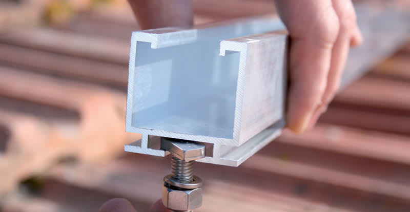 ORBIS - EASY + Profilo in ALLUMINIO per sostegno moduli fotovoltaici, con guida, lunghezza 3.4m