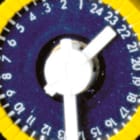 ORBIS - CRONO QRSD Interruttore orario elettromeccanico da parete, retroquadro e barra DIN, giornaliero/settimanale, riserva 100 ore, 230V