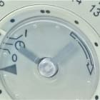 ORBIS - MINI T-QRD Interruttore orario elettromeccanico da parete, retroquadro e barra DIN, giornaliero, con riserva 100 ore, 230V