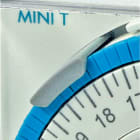 ORBIS - MINI T-QRD Interruttore orario elettromeccanico da parete, retroquadro e barra DIN, giornaliero, con riserva 100 ore, 230V OB251232
