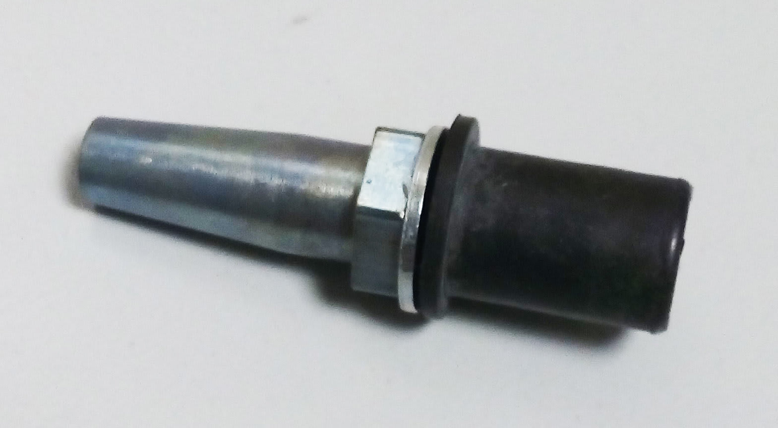 ORBIS - RAC6-P Raccordo ad espansione per il collegamento a tenuta con il tubo di scarico in PVC diametro 6 mm OB587040