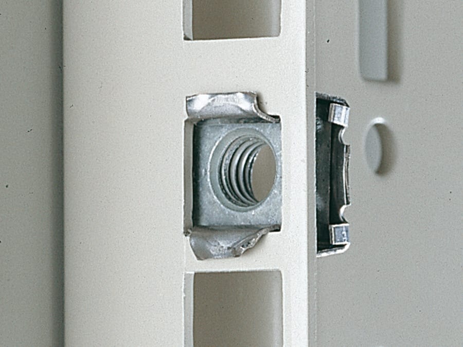 RITTAL - EL 50 DADI A GABBIA M6 CON CONTATTO