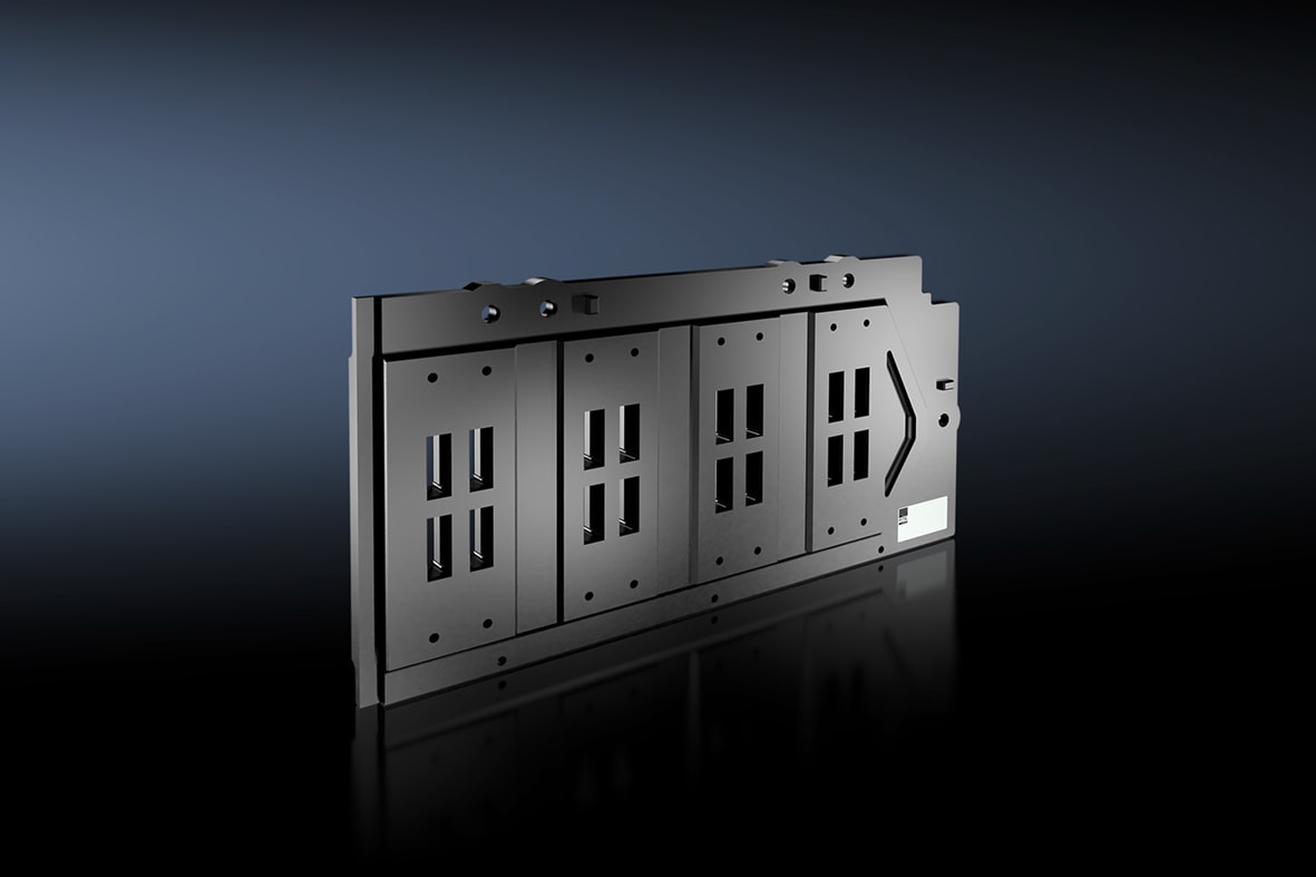 RITTAL - SV Supporto sbarre 4 poli per barre 30X10 mma tetto 9686010