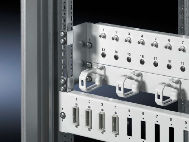RITTAL - DK ADATTATORE ARRETRAMENTO 19', 3HE-2PZ