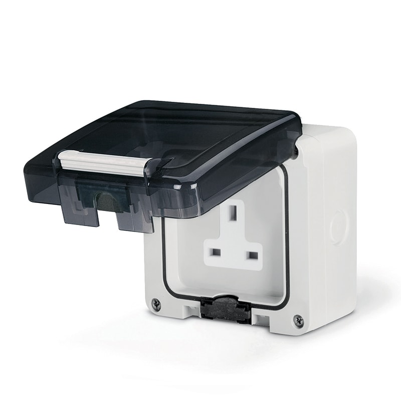 SCAME PARRE - PRESA BS1363 13A PARETE 137.6001