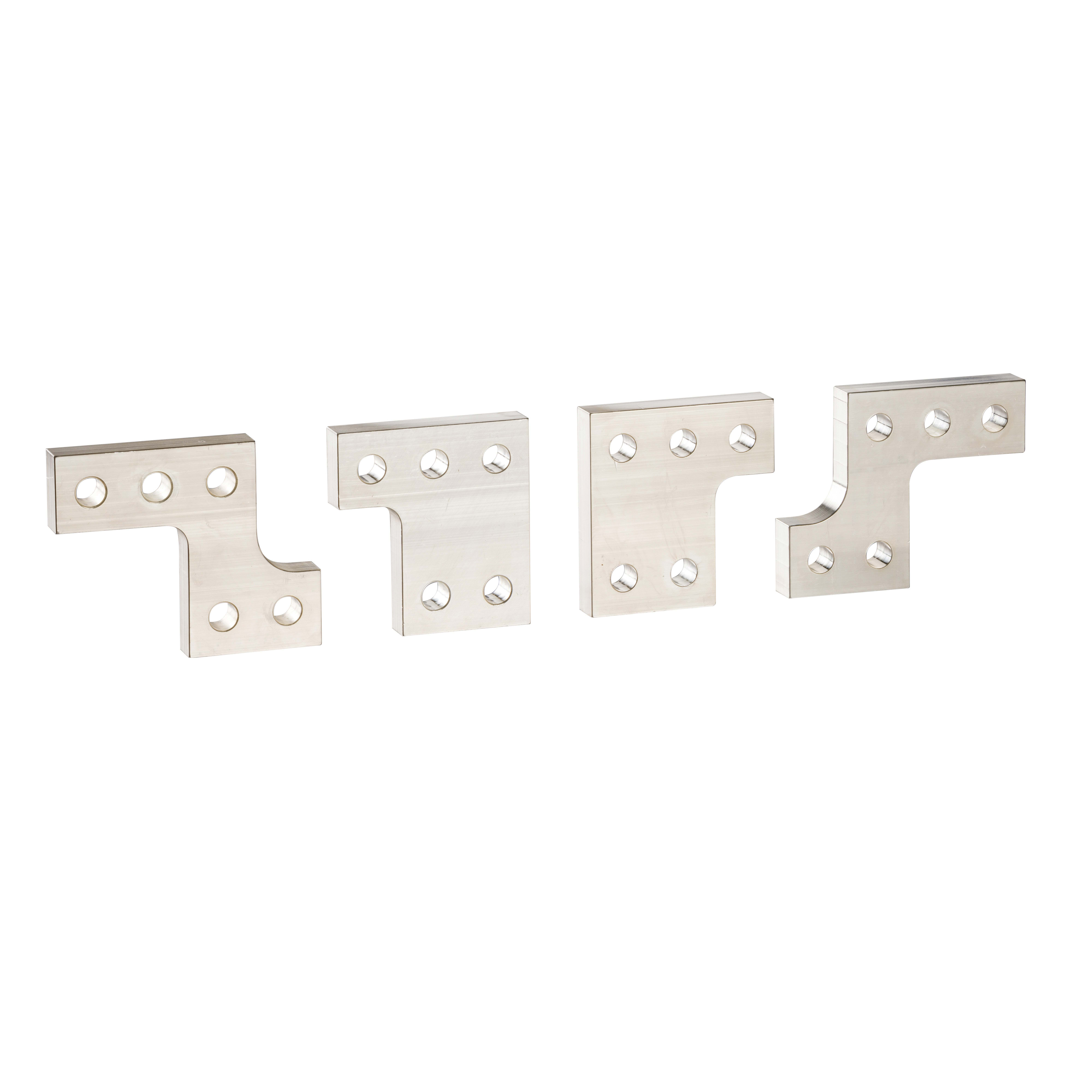 SCHNEIDER ELECTRIC - 95 mm pitch Spreader set flat connection - for Masterpact MTZ1 - 4P