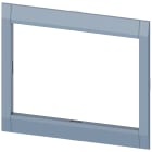 SIEMENS - Mostrina copriforo per sfinestratura su porta 139,6x100,8mm (LaxA) per 3VA61/62 a 4 poli con ETU