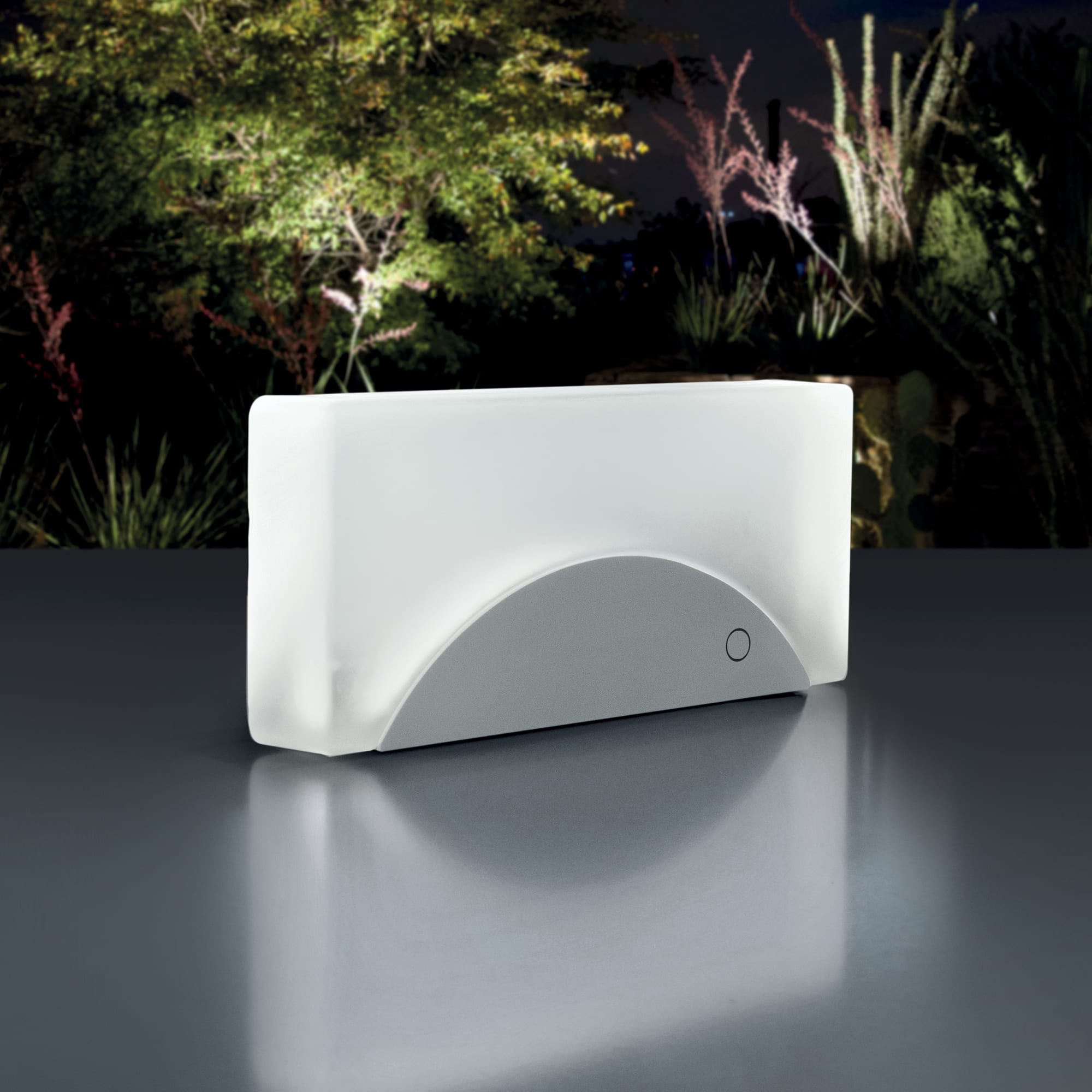 SIMES - BRICK LIGHT BAT+LED 840 PUSH BIA